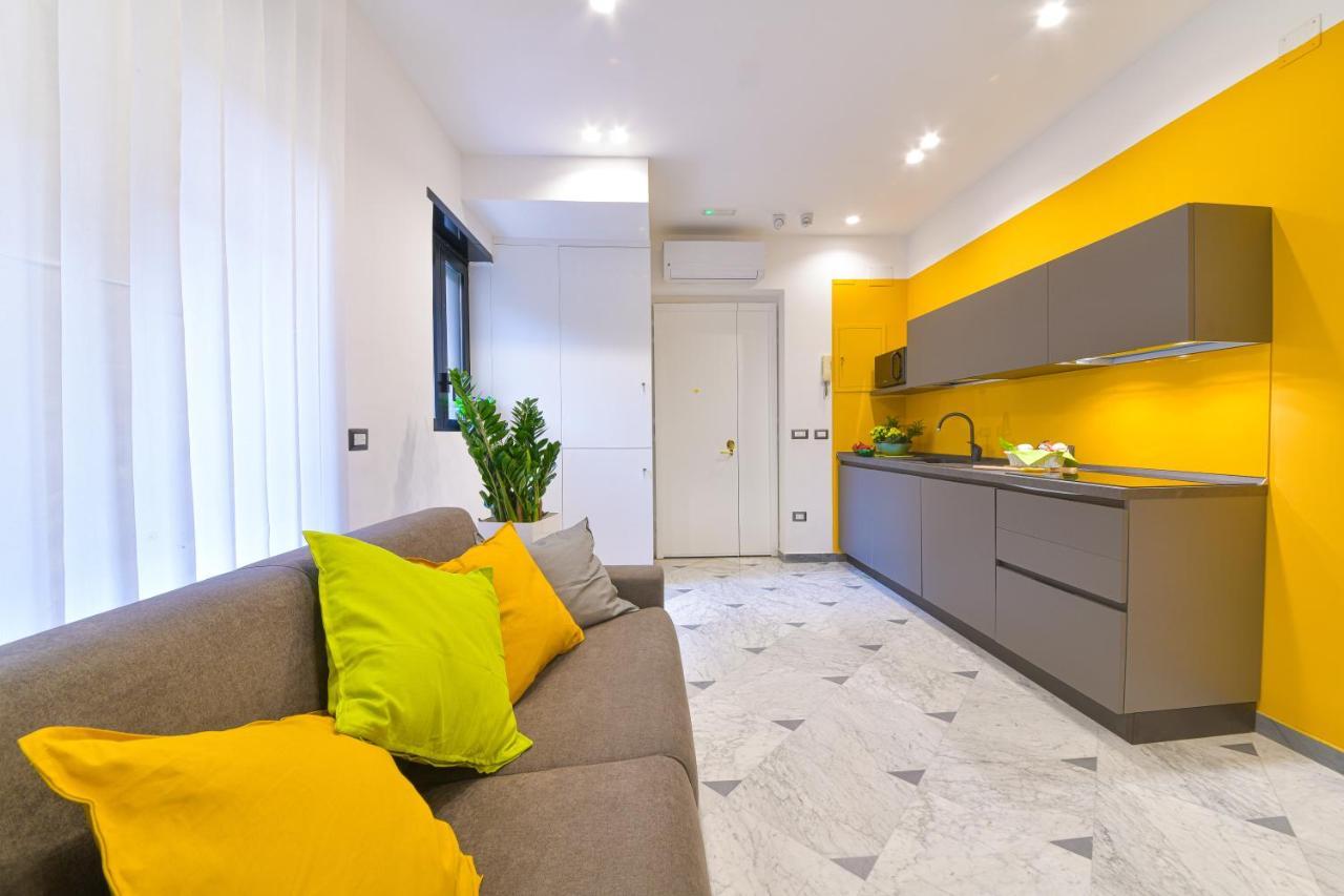 Domus 42 Hotel Naples Exterior photo